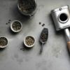 珈琲生豆と自家焙煎器